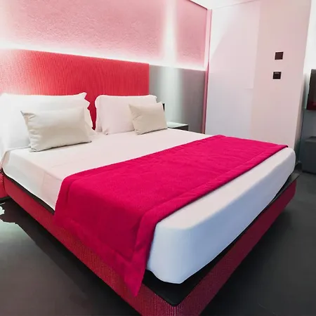 فندق Oro Private 4*